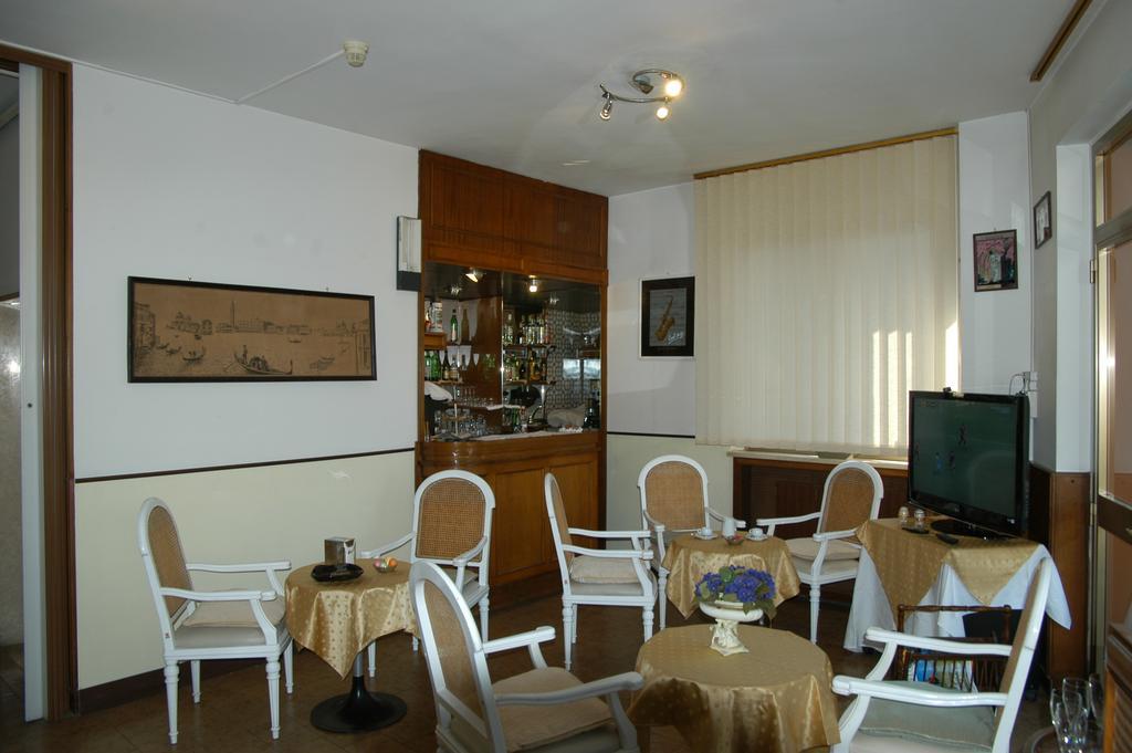 Amica Hotel Salsomaggiore Terme Bagian luar foto